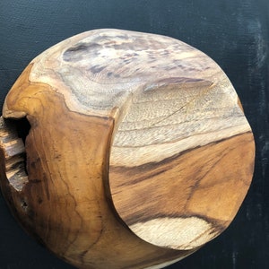 Teakwood Bowl. Beautiful Wood Grain. Hand carved. Natural oils finish. Use as a decorative, fruit or utility bowl. 11 diameter. image 2