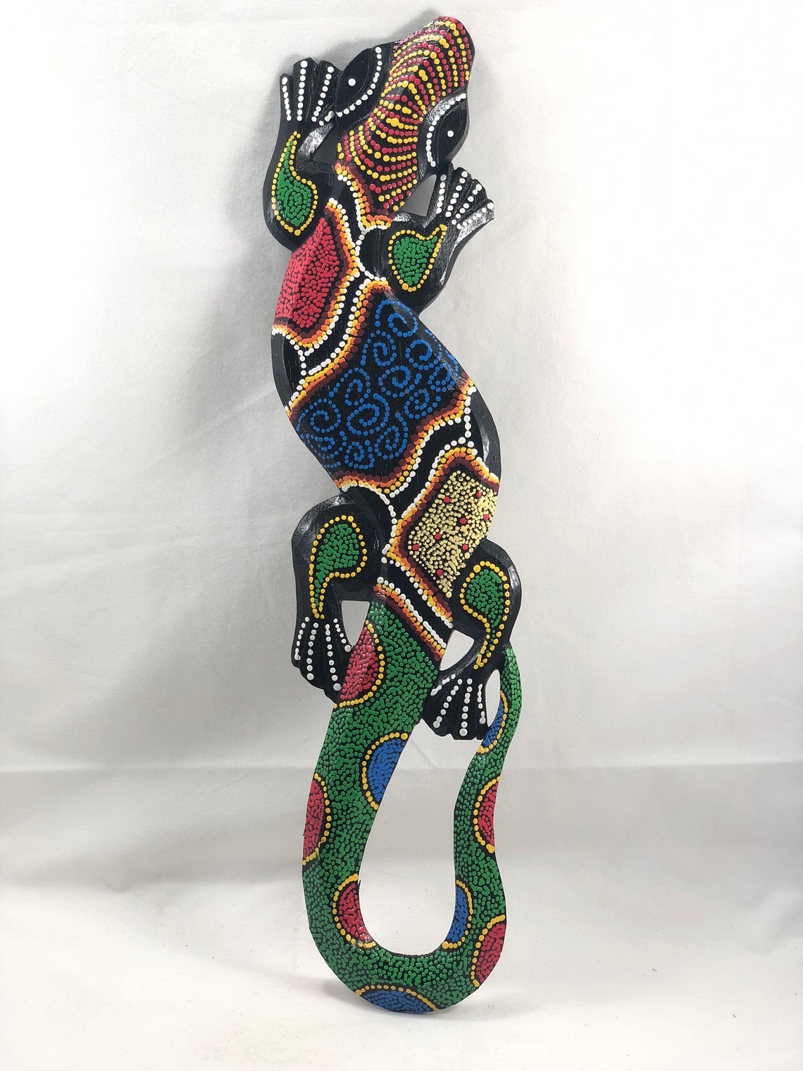 Lively Colored Handcrafted Gecko. Painted Dot per Dot by Etsy Australia