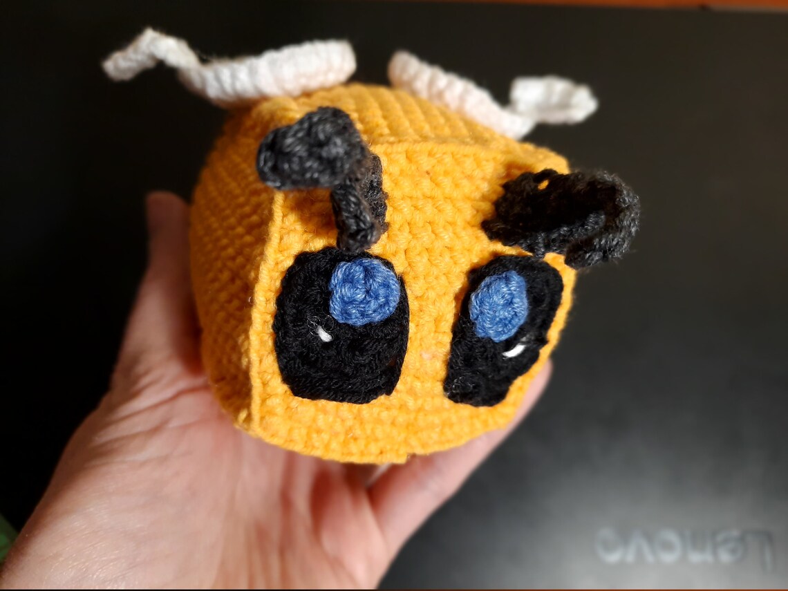 Minecraft plush bee Minecraft gift bumblebee stuffed toy as | Etsy