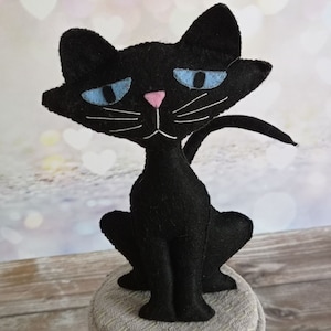 Smal black cat plush as gift for Birthday