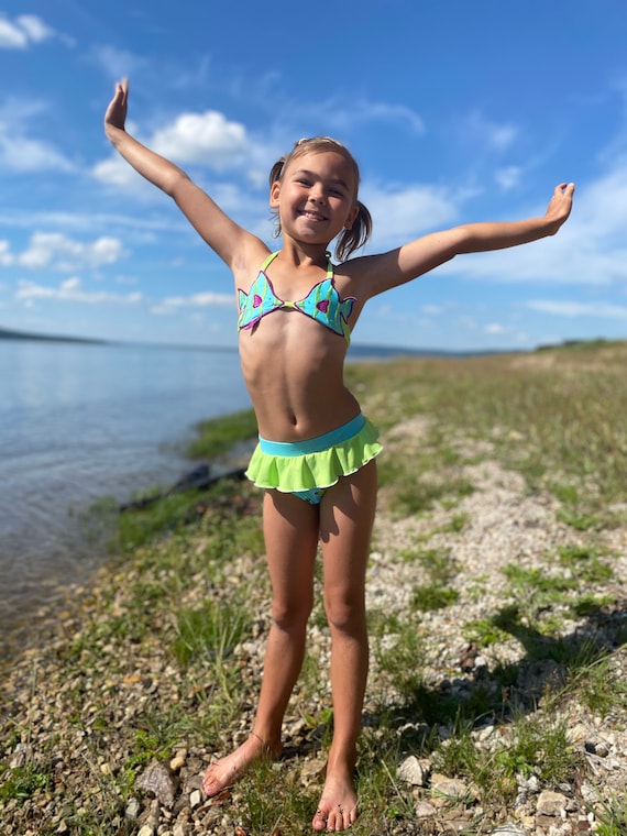 TEVEQ Toddler Kids Girls Swimsuit Ruffles Solid Bikini Outfits Sparkle Summer Swimwear