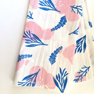 Strofinaccio stampato a blocchi, strofinaccio da cucina rosa e blu, decorazione primaverile, strofinaccio per sacchi di farina, tovaglia quadrata, piccolo arazzo, 28 x 28 pollici