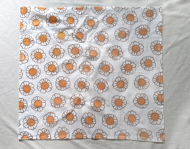 Flower Tea Towel, 28x28 inch Handprinted Cotton Kitchen Towel, Daisy Print Tea Towel, Block Print Dish Towel, Small Tablecloth, Table Topper image 5