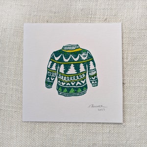 Impresión en linóleo de suéter verde azulado, 5 x 5 pulgadas, impresión en linóleo original impresa a mano con acentos de gouache pintados a mano