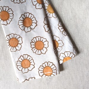 Flower Tea Towel, 28x28 inch Handprinted Cotton Kitchen Towel, Daisy Print Tea Towel, Block Print Dish Towel, Small Tablecloth, Table Topper image 2