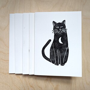 Carte de vœux pour chat, carte de vœux 5 x 7 imprimée à la main avec intérieur vierge, carte de vœux imprimée en bloc avec design de chat, carte de note Set of 5 Cards