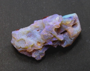 Australian Opal Rough: 160 Carat Blue Fire Gemstone for Jewelry