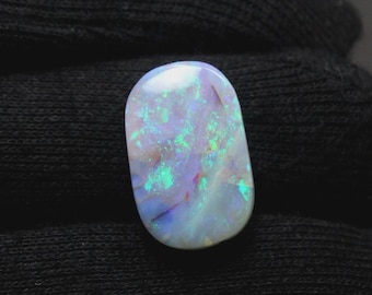 Australian Opal Cabochon: 11 karat oval ädelsten, 20 x 13 mm