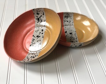 Ceramic Ramen Bowl - Two-Tone Coral and Sand