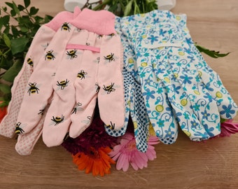Perfect Gardener Gift, Gardening Gloves Ladies, Floral Womens Gloves ( Pack of 2 )