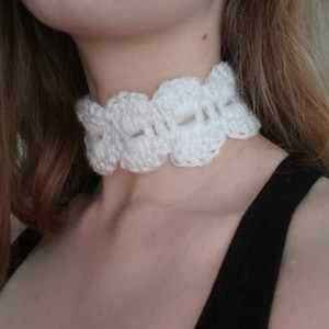 Handmade Crochet Choker Necklace - White