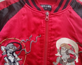 Chaqueta bomber Sukajan vintage: chaqueta de recuerdo de bordado Fujin Raijin de satén rojo