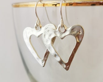 Hammered silver open heart earrings. Silver plated hypoallergenic