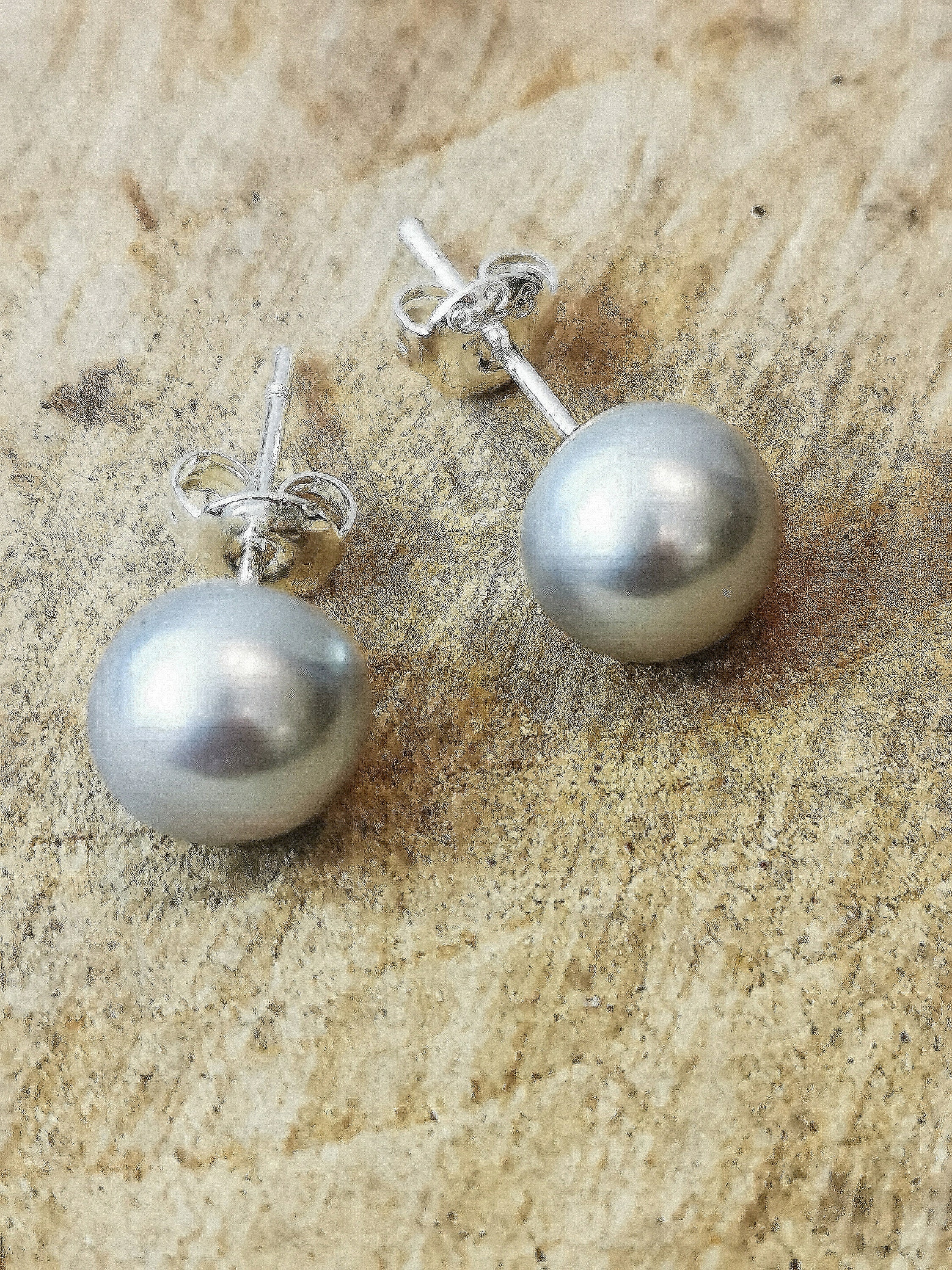 Seed Pearl Stud Earrings Small Seed Bead Earrings Neutral Beige Stud  Earrings 12 Mm Bridesmaid Earrings Set of 6 Wedding Pearl Earrings 