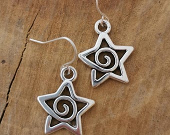 Swirly star earrings. Silver plated, nickel free, Hypoallergenic