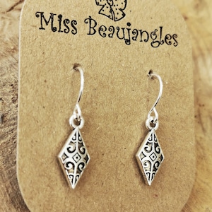 Celtic diamond shape small silver dangly earrings. Silver plated, nickel free and hypoallergenic image 2