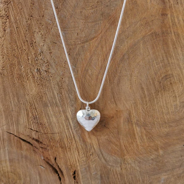 Hammered heart silver plated pendant necklace