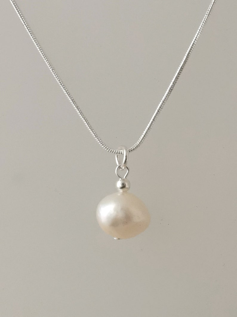 Simple single pearl necklace. Single pearl drop necklace. Etsy