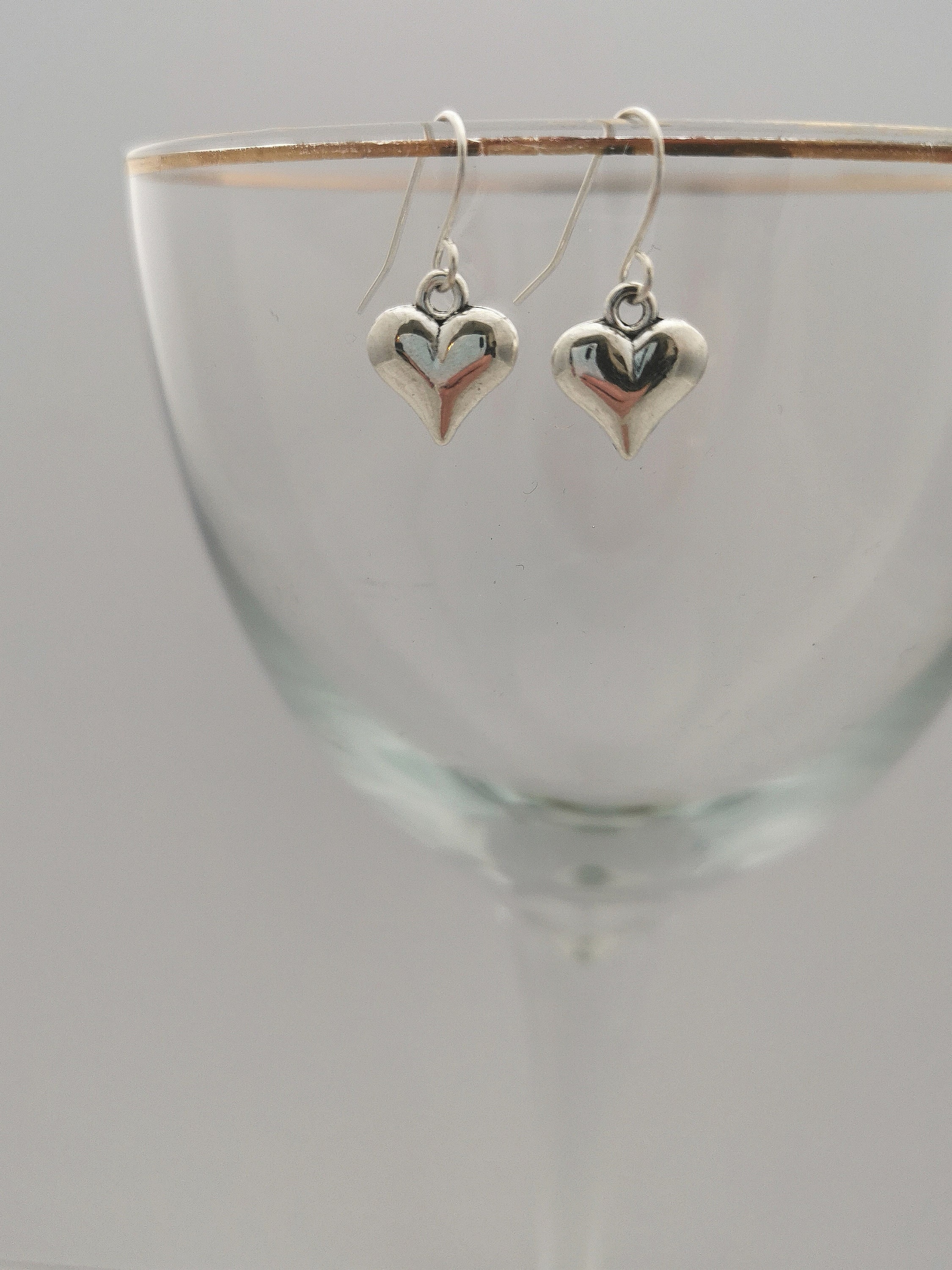 Boucles D'oreilles Cœur Métal Argenté - Sans Nickel - Neuves Avec étiquettes