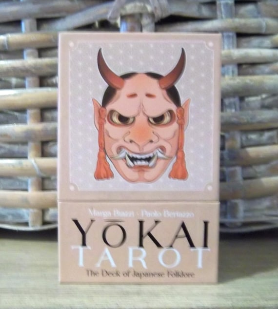 Lo Scarabeo、Paulo Bertazzo、Marga Biazzi によるガイドブック付き