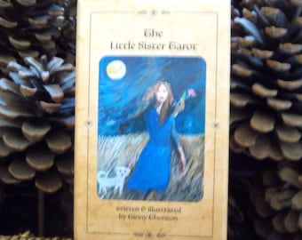 The Little Sister Tarot Deck con guía de Ginny Thonson - Indie / Nuevo / Sellado