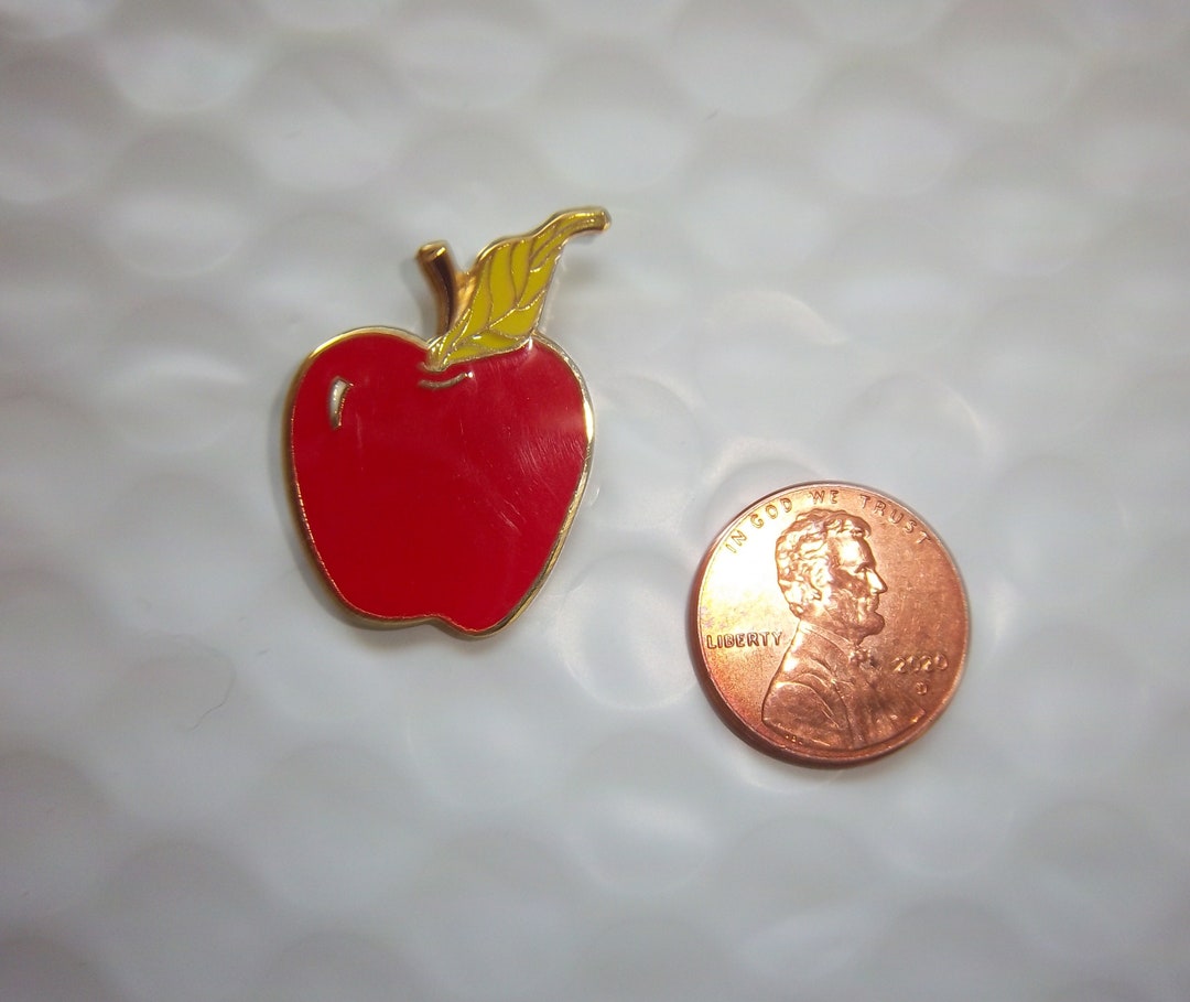 Épingle à Cravate Pomme Rouge - Accessoire Vintage Bon état - Idée Cadeau Homme élégant