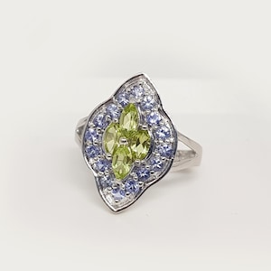 Tanzanite Peridot Ring in 925 Sterling Silver