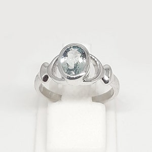 Oval Aquamarine Ring: 925 Sterling Silver Solitaire, March Birthstone