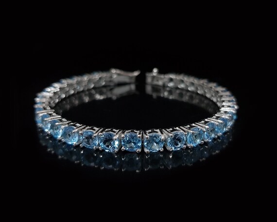 Swiss Blue Topaz Bracelet: Sterling Silver Round Stone Tennis Bracelet