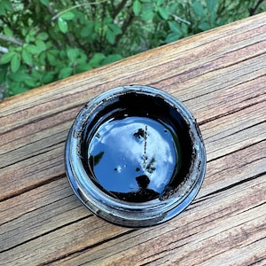 Minéraux naturels 100 % purs d&#39;extrait de fines herbes de résine ayurvédique de Shilajit Mumijo