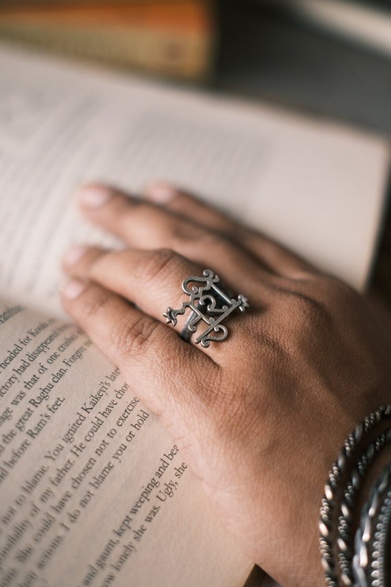 Fancy Bezel Two Finger Ring