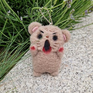 Handbemalte Zombie Maus Plüsch Anhänger, Gruselige Untote Anhänger, Horror Nager Geschenk, Gruselige Plüsch Tasche Accessoire, Goth Alt Geschenk für Sie