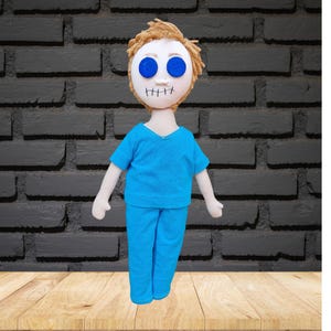 Custom Voodoo Look-Alike Doll with Button Eyes, Personalized Creepy Cute Plushie Gift, Handmade Gothic Mini Me Figurine, mini-me Voodoo doll