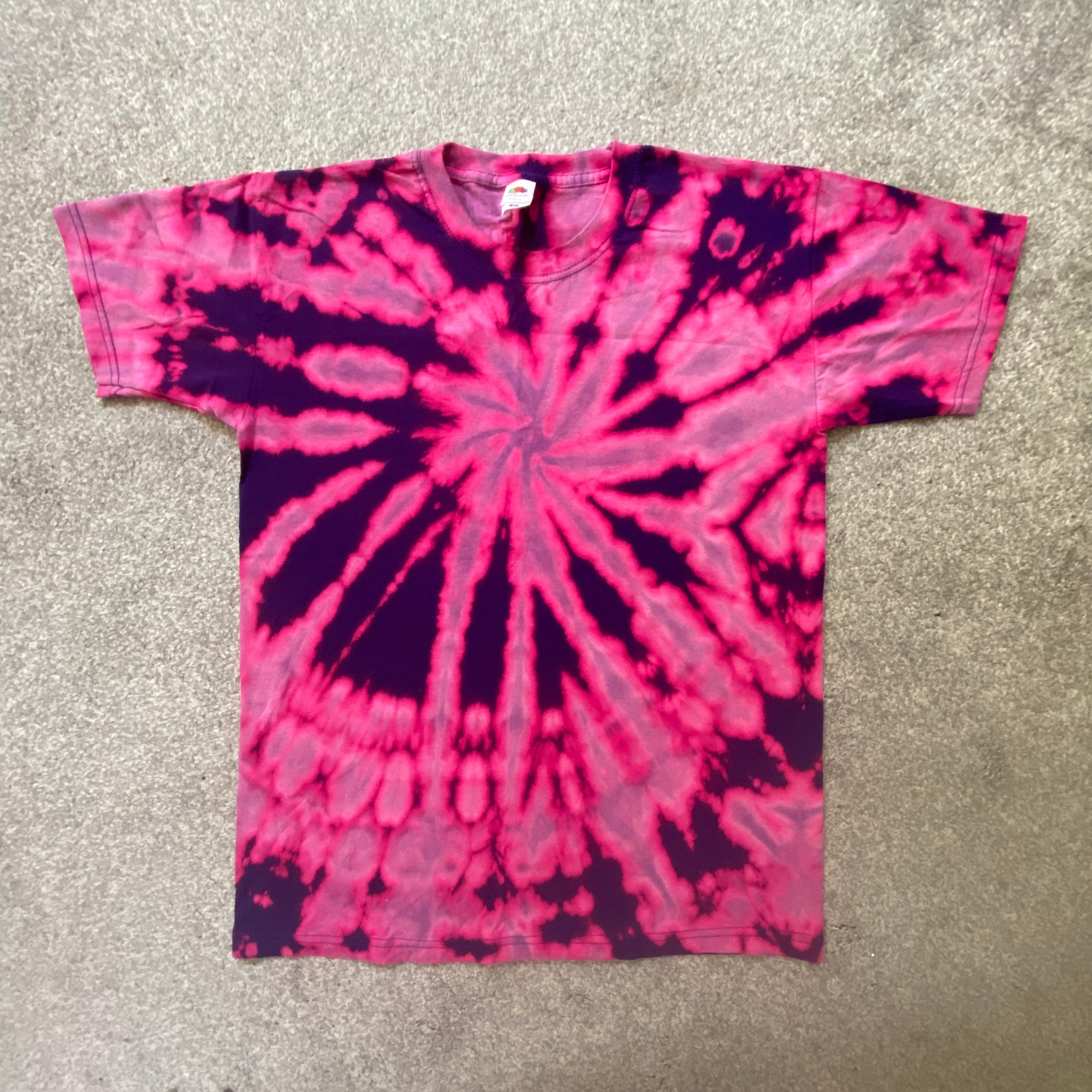 Tie Dye T-shirt Unisex Size Medium Pink and Purple Festival - Etsy