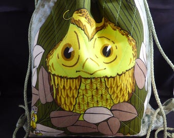 Mochila infantil con cordón y diseño de búho verde: Búho y oso del bosque