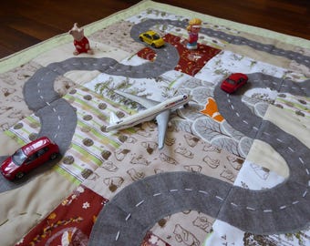Woodland Car Play mat, Green & Brown Baby quilt, Padded Animal Play Mat, Nature Play Mat, Nature Road Quilt, Child's gift