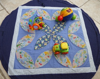 Alfombra de juegos para bebés con cordón ajustable, diseño de dinosaurios y gatos: bolsa acolchada para guardar juguetes.