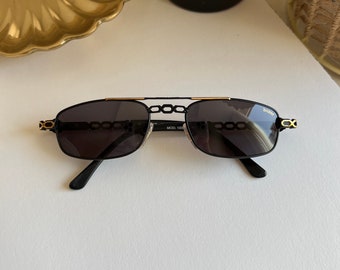 Deadstock gafas de sol vintage unisex, gafas de sol vintage con marco negro, gafas de sol hechas en los años 90, nuevo stock antiguo, hecho en Italia