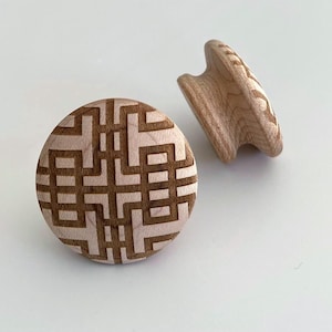 1,5 po. | Bouton d'armoire inspiré de Frank Lloyd Wright en bois d'érable massif Boutons de tiroir d'armoire de cuisine design faits main | Faites-le vous-même