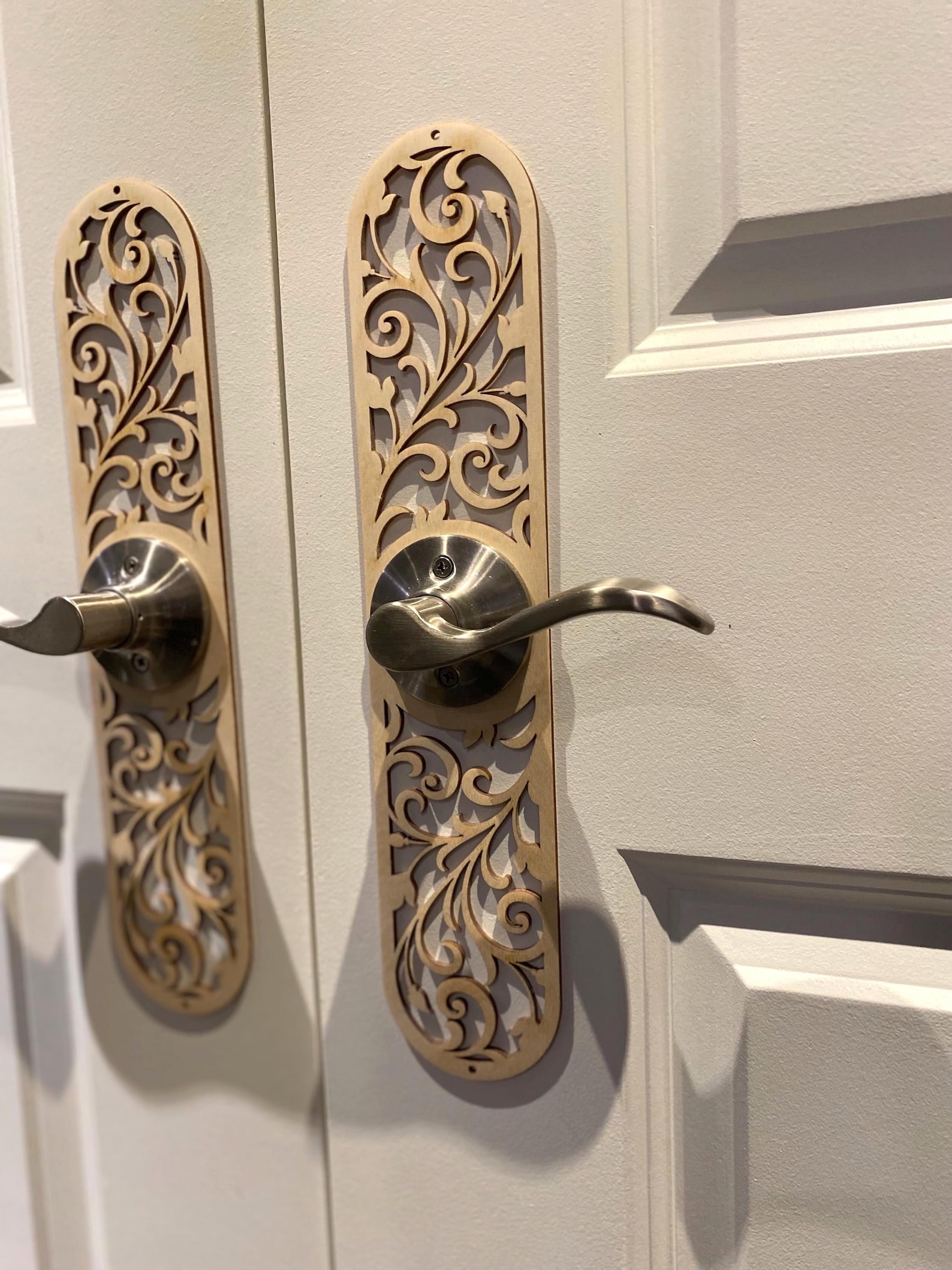 FLORAL FILIGREE Decorative Door Knob Backplate | Birch Plywood