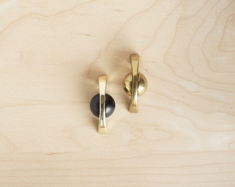 MODERN style handle | Mid Century Modern Cabinet Hardware | Keeler Brass Company | Vintage style door pull, Drawer Handle