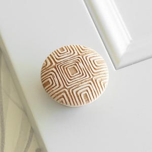 1.25″ or 1.5″ | Abstract Solid Maple Wood Cabinet Knobs | Home Decor Handmade Designer Wood Pull Kitchen Cabinet Drawer Knobs | DIY