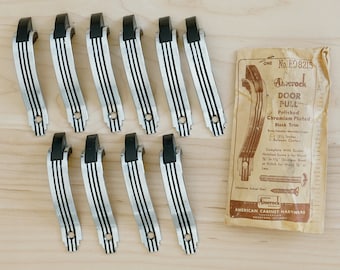 2 1/2&quot; VINTAGE Art Deco | PAIR of Chrome Vintage Door Pulls #E08215- Circa 1945-1950 | Amerock Decorative Hardware, Door Pull
