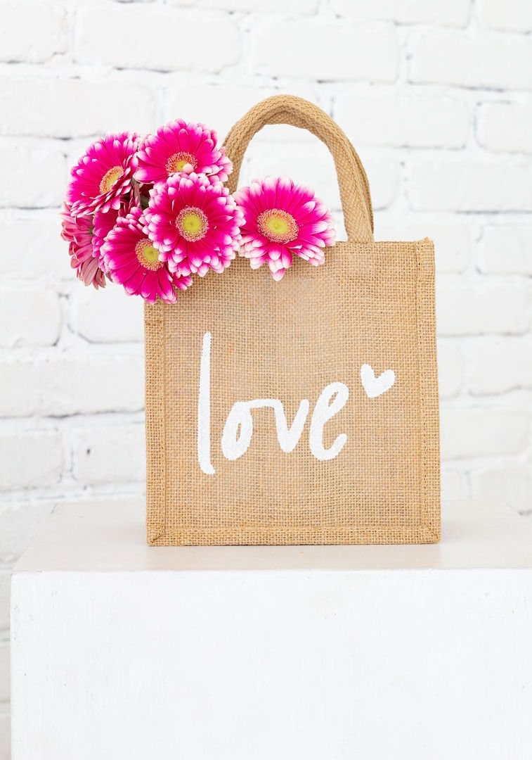 Personalized Gift Bags, Bridesmaid Gift Bag, Bachelorette Party Gift Bag, Bridal Party Gift Bags, Personalized Wedding Gift Bag, Wedding Bag