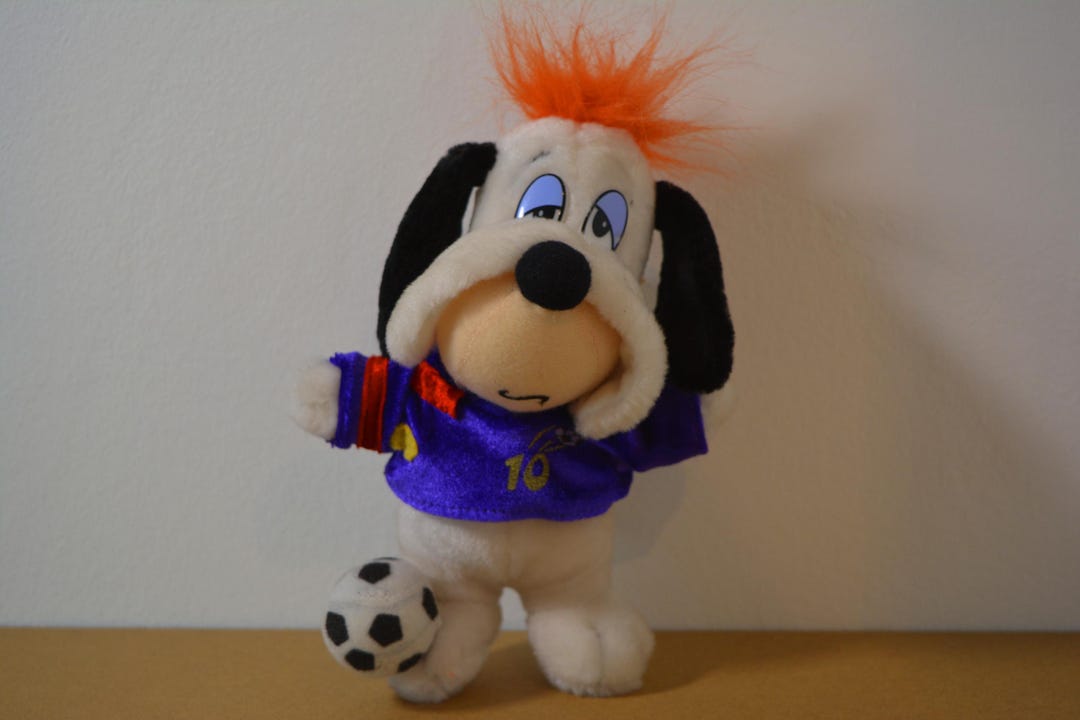 Vintage Droopy Soccer Football Plush - Etsy