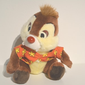 Vintage Dale Chipmunk avec chemise à fleurs hawaïennes et peluche nez rouge