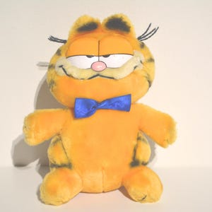 vintage 80&#39;s Garfield with blue bow tie plush