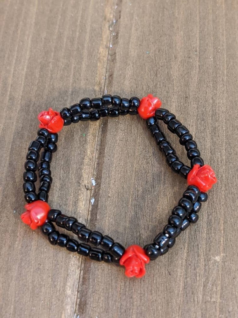1990/'s Style Red Rose /& Black Czech Bead Double Strand Elastic Stretch Bracelet