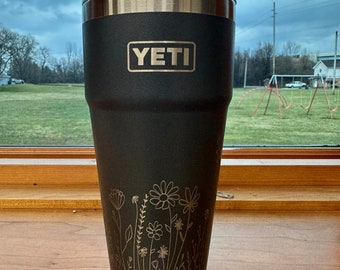 30 Oz Yeti Floral Wildflower Laser graviert (Strohdeckel nicht enthalten)