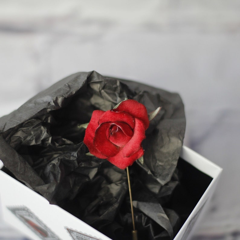 Red boutonniere, Mens lapel pin bestfriend gift Wedding boutonniere